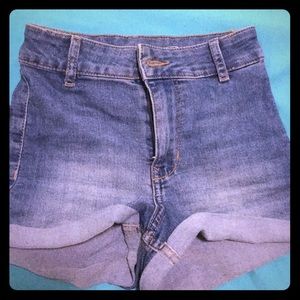Size 0 short shorts from Forever 21